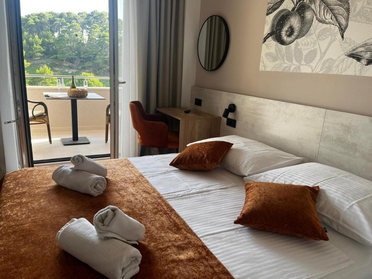 Memori Bed&Breakfast Rab Town Buitenkant foto
