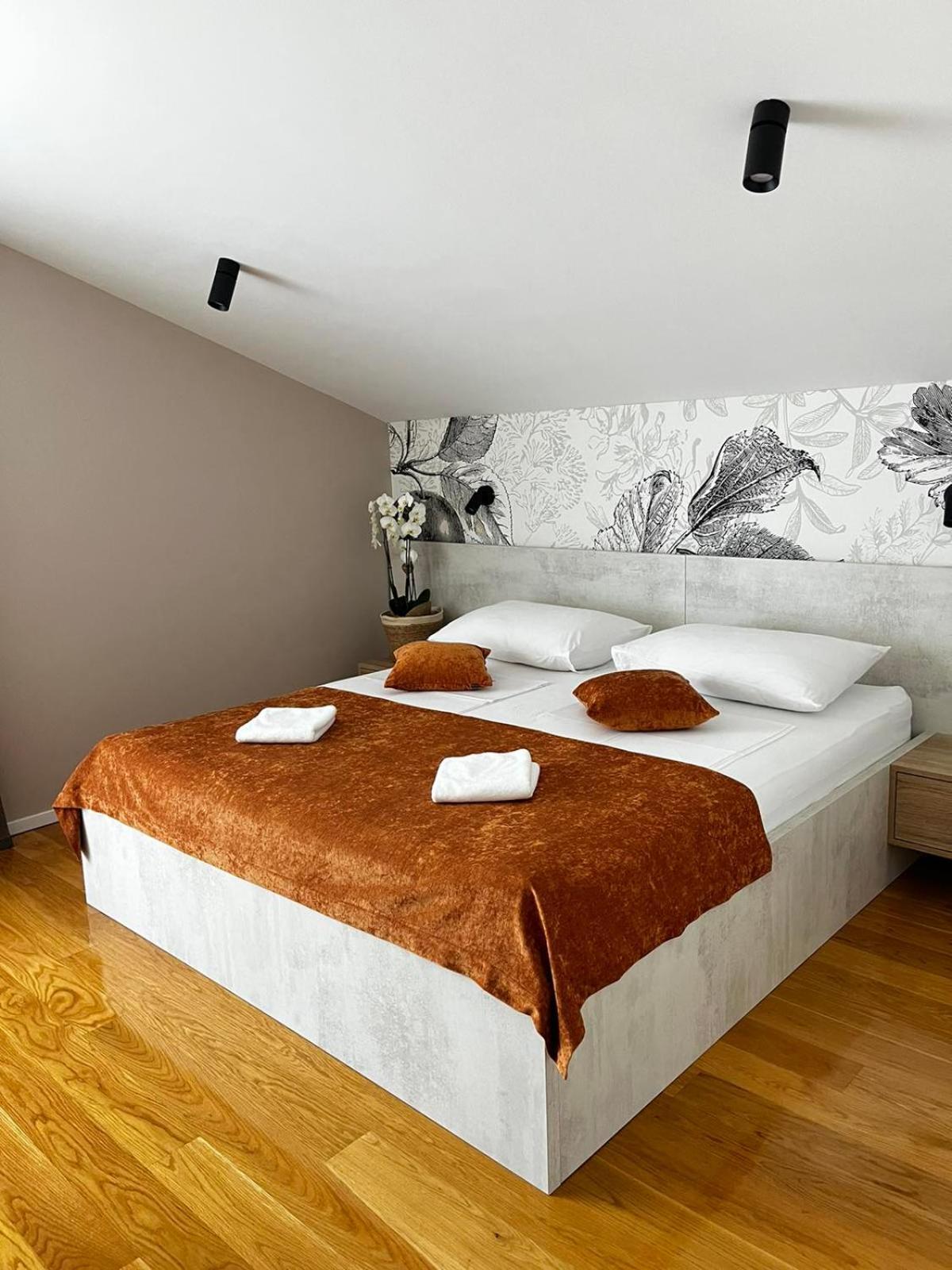 Memori Bed&Breakfast Rab Town Buitenkant foto