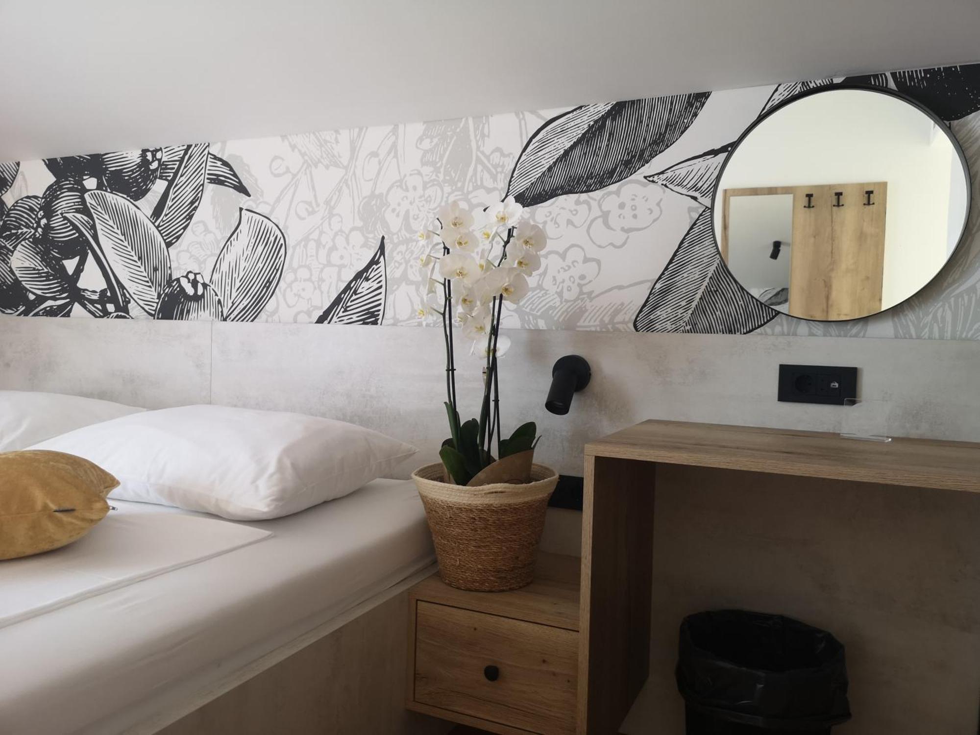 Memori Bed&Breakfast Rab Town Buitenkant foto